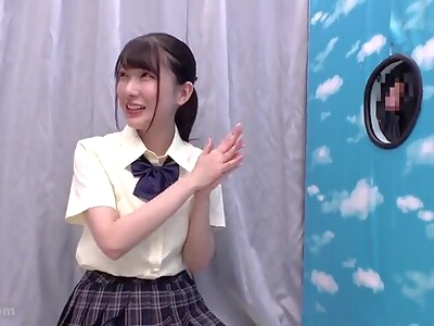   250222ちんぽ当てるエロ遊びが話題e4